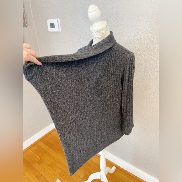 Athleta Tiburon Charcoal Gray Waterfall Cardigan Sweater Size small - Picture 4 of 8